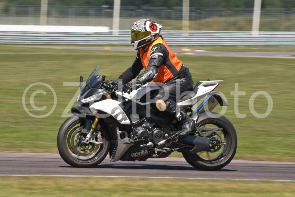 https://zellphoto.se/produkt/3050/
